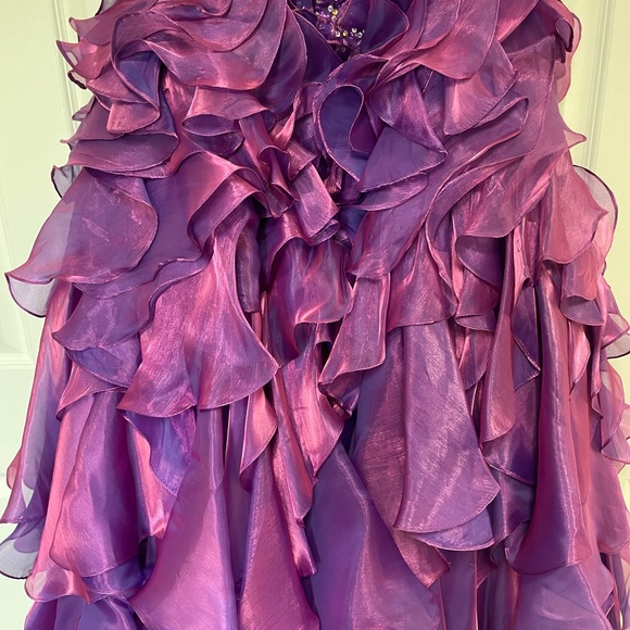 Full prom dress. Purple - Picture 3 of 7